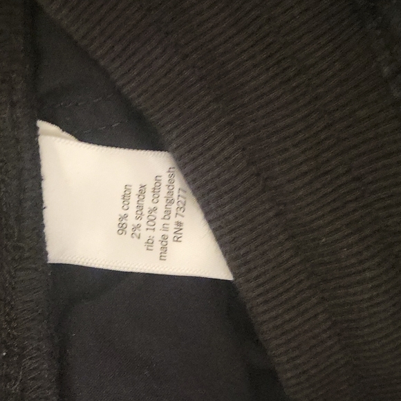 Black capri pants - Picture 4 of 6